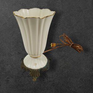 Lenox Vintage Porcelain Electric Fluted Accent Table Lamp Brass Base Gold Trim
